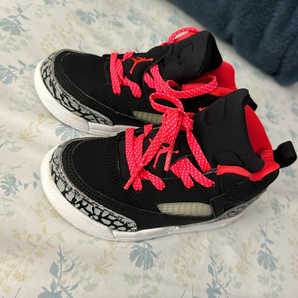Nike Jordan Spizike TD Black Red Orbit kid’s size 9